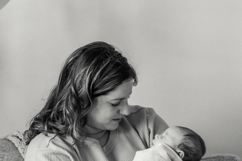 Why Do Women Gain Weight After Pregnancy? Understanding the Causes and Solutions